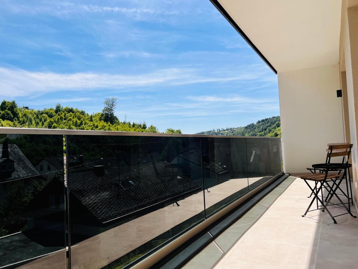 Idyllische Ferienwohnung Mit Balkon & Ausblick Arzbach Dış mekan fotoğraf